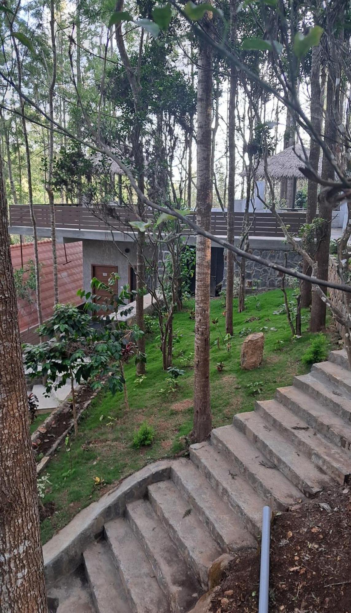 100 Oaks Estate Hotel Yercaud Buitenkant foto